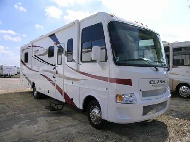 New 2010 Damon DayBreak 3211 Class A - Gas For Sale